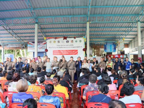 วันพฤหัสบดี ที่ 14 สิงหาคม 2569 นายประคอง วิชาถิตย์ นายกเทศมนตรีตำบลหนองลาด พร้อมด้วยคณะผู้บริหาร พนักงานเทศบาลตำบลหนองลาด ร่วม”โครงการดำเนินงานตำบลยั่งยืนเพื่อแก้ไขปัญหายาเสพติดแบบครบวงจรตามยุทธศาสตร์ชาติ”บ้านจำปาทองหมู่ 10 ตำบลหนองลาด อำเภอวาริชภูมิจังหวัดสกลนคร