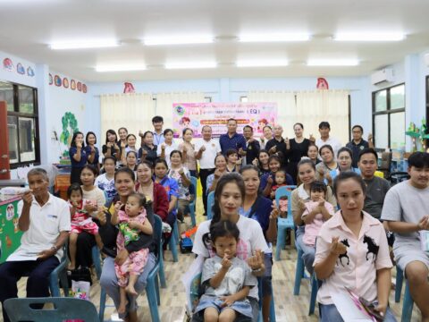 นายประครอง วิชาถิตย์ นายกเทศมนตรี พร้อมคณะผู้บริหาร กำนันตำบลหนองลาด ปลัดเทศบาล รองปลัดเทศบาล หัวหน้าสำนักปลัด ผู้อำนวยการกอง หัวหน้าฝ่ายข้าราชการ พนักงานเทศบาล ร่วมพิธีเปิด “โครงการส่งเสริมและพัฒนาเชาว์ปัญญาด้าน IQและEQในเด็กปฐมวัย ประจำปีงบประมาณ พ.ศ.2569” ณ ศูนย์พัฒนาเด็กเล็กบ้านหนองลาด